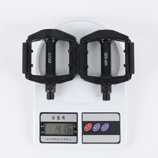 Lightweight Mountain Bike Pedals – Durable & Grip