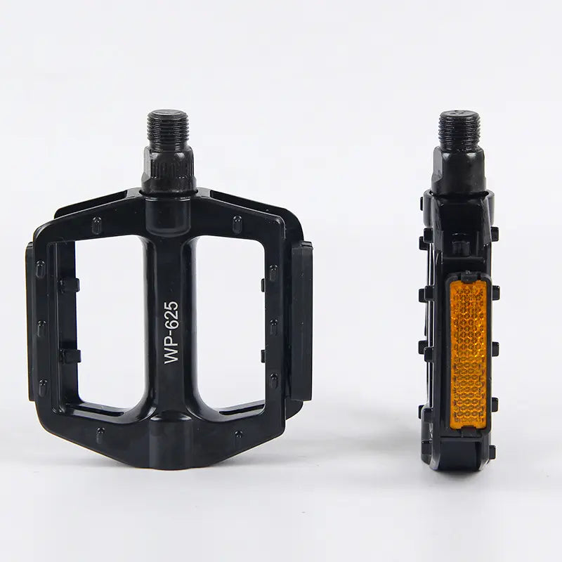 Lightweight Mountain Bike Pedals – Durable & Grip